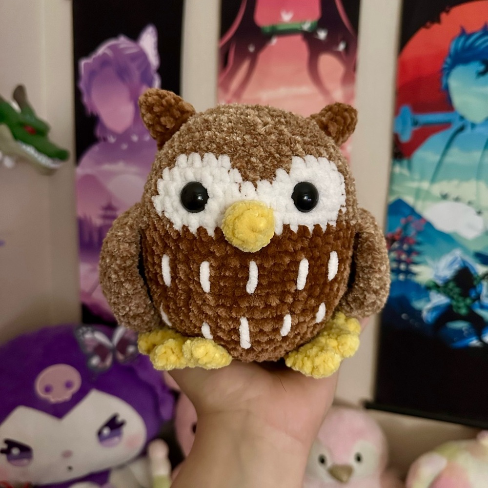 Handmade crochet owl amigurumi